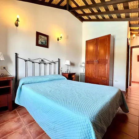 Landhuis Apto En Caserio Rural Con Cocina, Piscina, Wifi, Barbacoa Y Jardin Compartidos *
