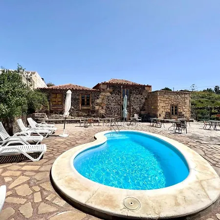Apto En Caserio Rural Con Cocina, Piscina, Wifi, Barbacoa Y Jardin Compartidos San Miguel de Abona