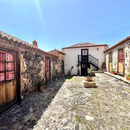 Landhuis Apto En Caserio Rural Con Cocina, Piscina, Wifi, Barbacoa Y Jardin Compartidos San Miguel de Abona