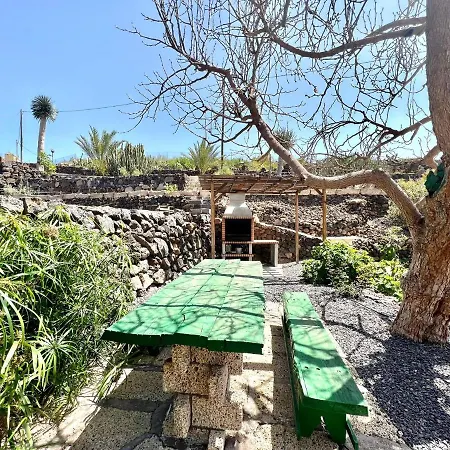 Apto En Caserio Rural Con Cocina, Piscina, Wifi, Barbacoa Y Jardin Compartidos *