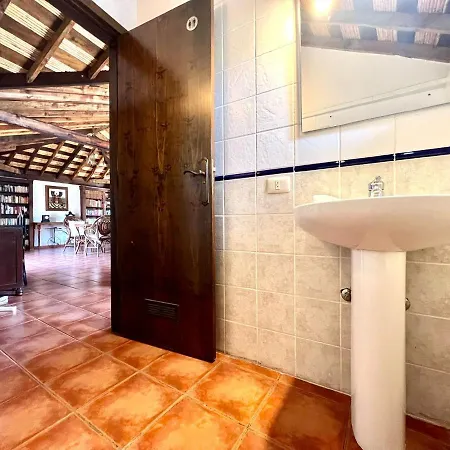 Landhuis Apto En Caserio Rural Con Cocina, Piscina, Wifi, Barbacoa Y Jardin Compartidos *