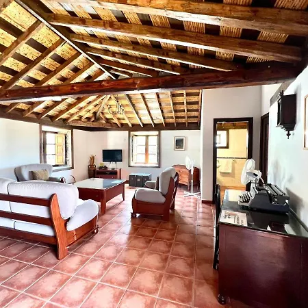 Landhuis Apto En Caserio Rural Con Cocina, Piscina, Wifi, Barbacoa Y Jardin Compartidos *