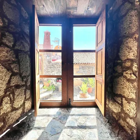 Landhuis Apto En Caserio Rural Con Cocina, Piscina, Wifi, Barbacoa Y Jardin Compartidos San Miguel de Abona