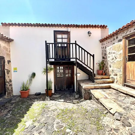 Landhuis Apto En Caserio Rural Con Cocina, Piscina, Wifi, Barbacoa Y Jardin Compartidos *