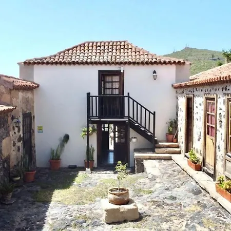 Apto En Caserio Rural Con Cocina, Piscina, Wifi, Barbacoa Y Jardin Compartidos San Miguel de Abona