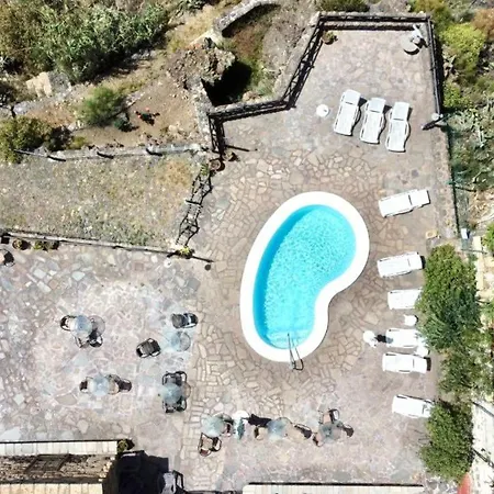Landhuis Apto En Caserio Rural Con Cocina, Piscina, Wifi, Barbacoa Y Jardin Compartidos *
