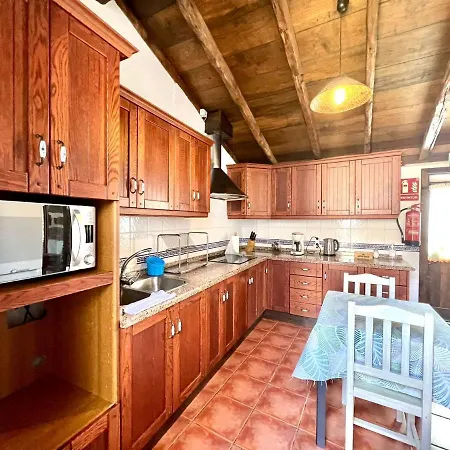 Apto En Caserio Rural Con Cocina, Piscina, Wifi, Barbacoa Y Jardin Compartidos Landhuis