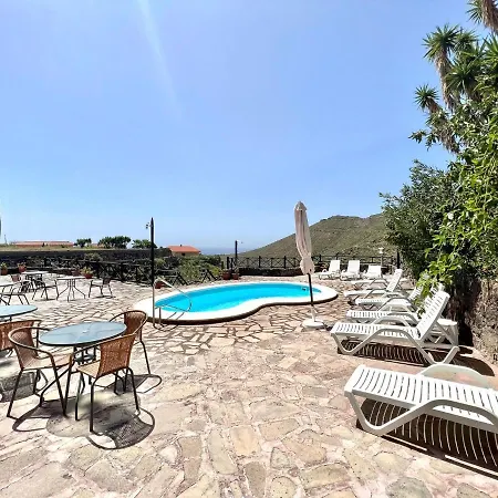 Apto En Caserio Rural Con Cocina, Piscina, Wifi, Barbacoa Y Jardin Compartidos *