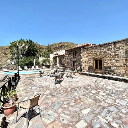 Apto En Caserio Rural Con Cocina, Piscina, Wifi, Barbacoa Y Jardin Compartidos * San Miguel de Abona