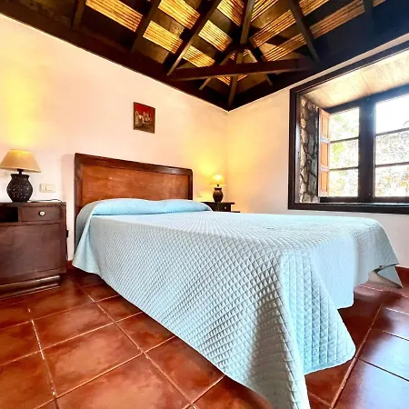 Apto En Caserio Rural Con Cocina, Piscina, Wifi, Barbacoa Y Jardin Compartidos Landhuis