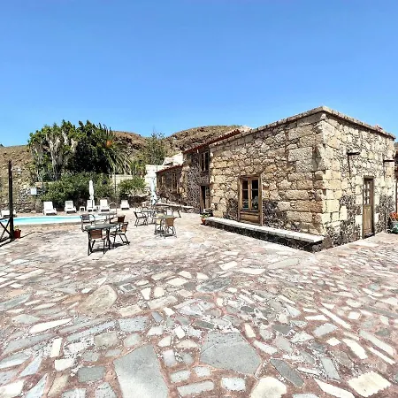 Apto En Caserio Rural Con Cocina, Piscina, Wifi, Barbacoa Y Jardin Compartidos *