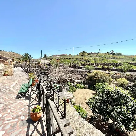 Apto En Caserio Rural Con Cocina, Piscina, Wifi, Barbacoa Y Jardin Compartidos * San Miguel de Abona